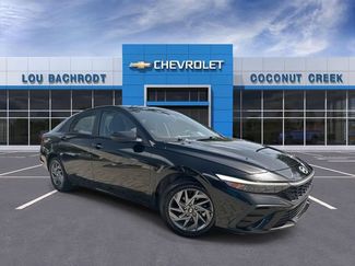 Used 2024 Hyundai Elantra SEL FWD video 1