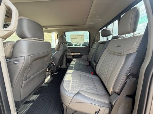 New 2026 Ford F450 Platinum w/ Platinum Plus Package AWD/4WD image 23