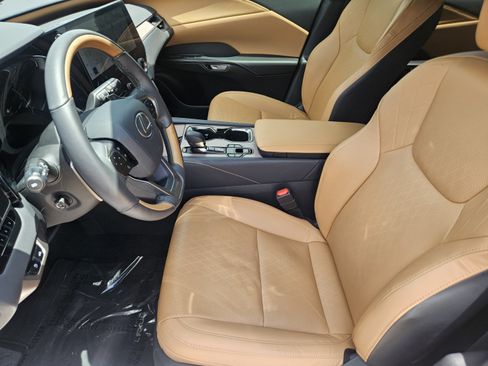 Used 2024 Lexus RX 350 Premium Plus w/ Convenience Package AWD/4WD image 5