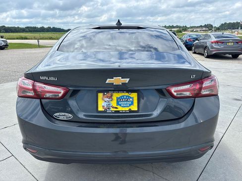 Used 2021 Chevrolet Malibu LT FWD image 5