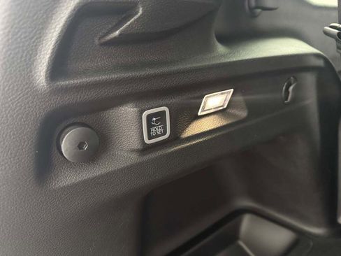 New 2025 Jeep Grand Cherokee L Limited image 18