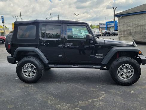 Used 2017 Jeep Wrangler Unlimited Sport w/ Quick Order Package 24S AWD/4WD image 14
