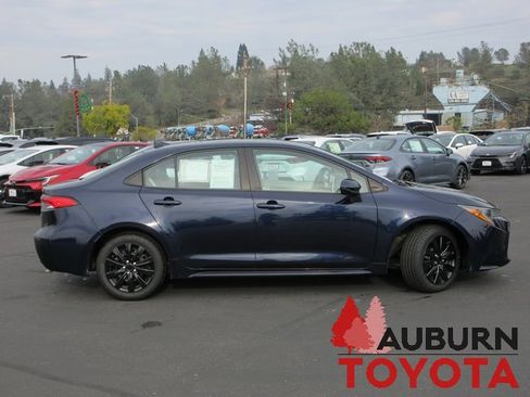 Certified 2021 Toyota Corolla LE w/ Carpet Mat Package (TMS) image 3