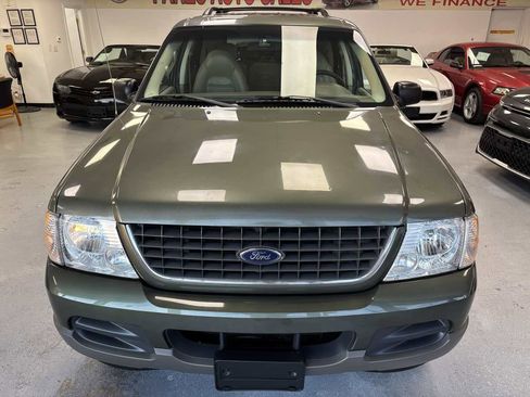 Used 2002 Ford Explorer XLT image 2