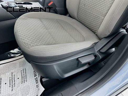 Used 2022 Ford Escape SE image 27