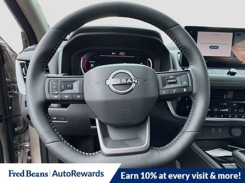 New 2026 Nissan Rogue Platinum w/ Platinum Premium Package AWD/4WD image 9