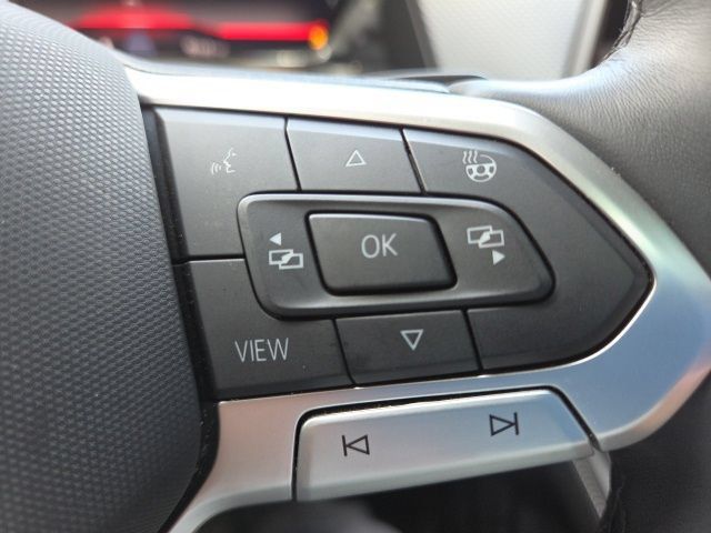 Used 2024 Volkswagen Atlas Cross Sport SEL R-Line AWD/4WD image 35