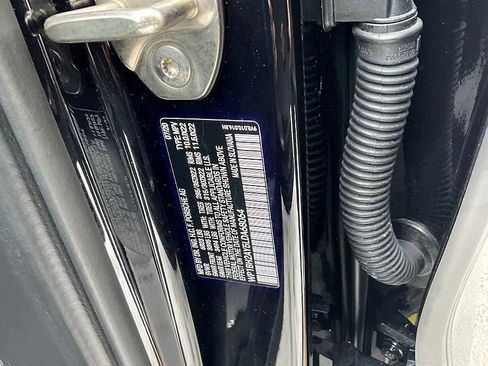 Used 2020 Porsche Cayenne Turbo S image 35