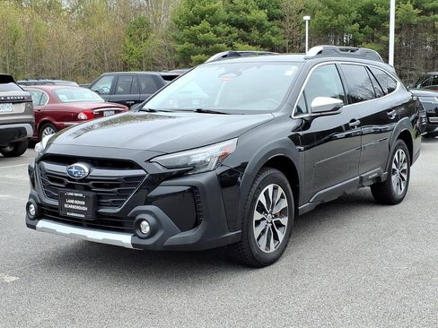 Used 2023 Subaru Outback Touring XT AWD/4WD image 1