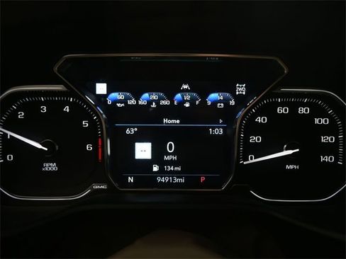 Used 2021 GMC Yukon XL Denali image 9