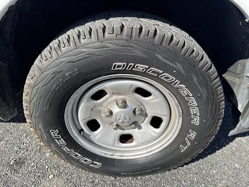 Used 2016 RAM 1500 Tradesman w/ Power & Remote Entry Group image 32