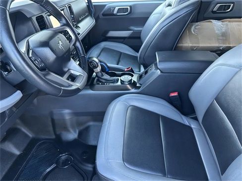 Used 2022 Ford Bronco Black Diamond image 21