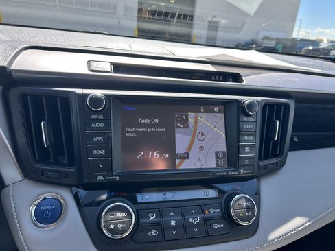 Used 2018 Toyota RAV4 Limited w/ Advanced Technology Package AWD/4WD image 15