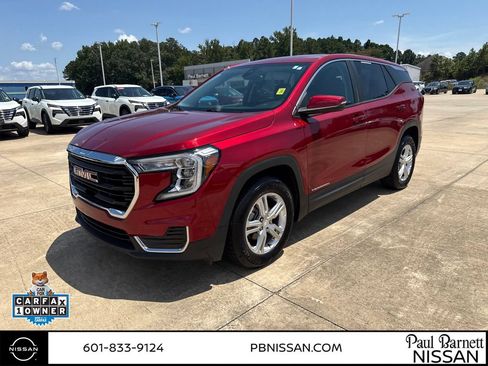 Used 2022 GMC Terrain SLE FWD image 5