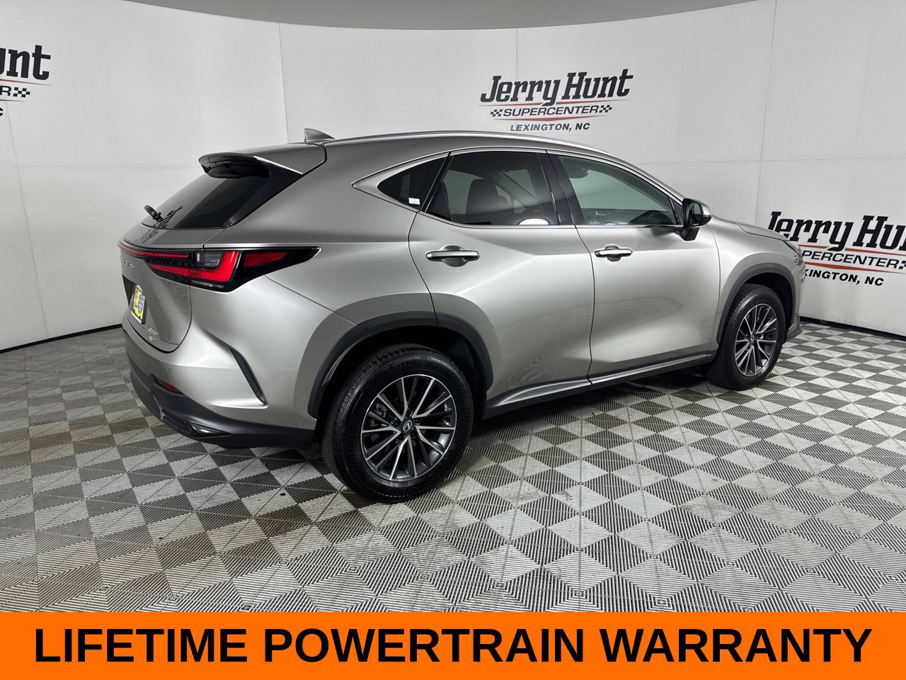 Used 2026 Lexus NX 350 AWD w/ Accessory Package (Z1) image 6