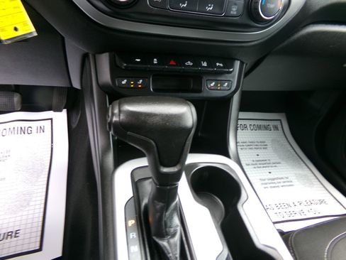 Used 2021 Chevrolet Colorado LT w/ Safety Package AWD/4WD image 13