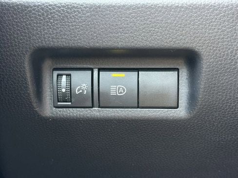 Used 2025 Toyota RAV4 LE image 20