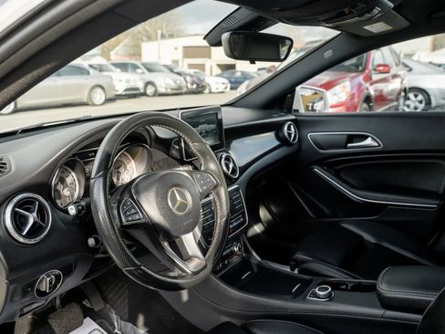 Used 2016 Mercedes-Benz CLA 250 4MATIC image 6