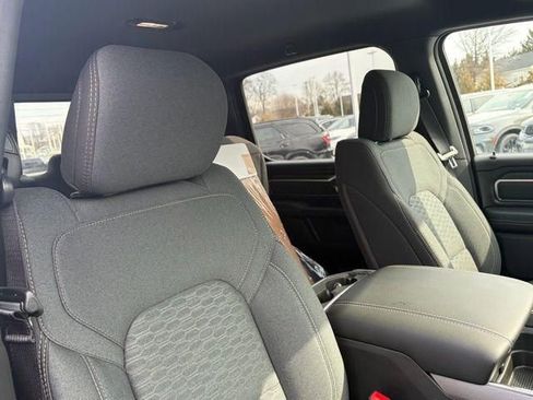 New 2026 RAM 1500 4x4 Crew Cab image 29