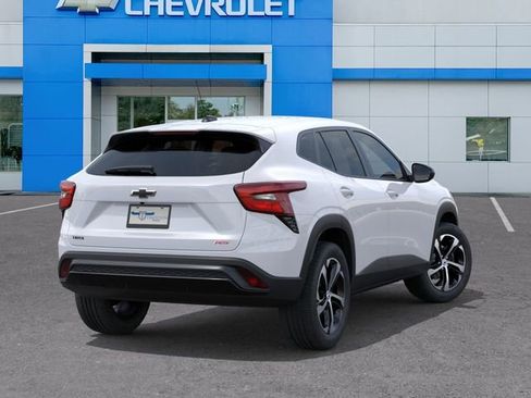 New 2026 Chevrolet Trax RS FWD image 4