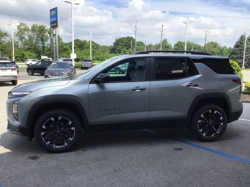 New 2026 Chevrolet Equinox RS w/ LPO, Floor Liner Package FWD image 9