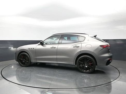 Used 2021 Maserati Levante S AWD/4WD image 2