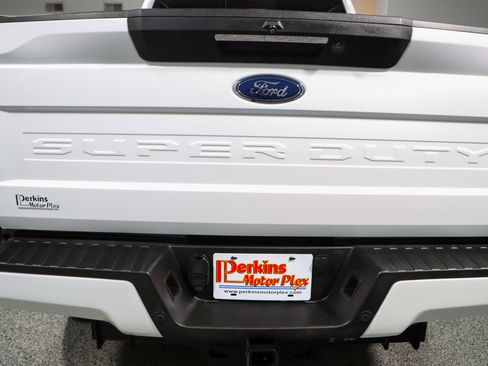 Used 2022 Ford F250 Lariat w/ Lariat Ultimate Package image 8