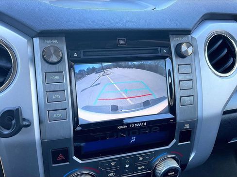 Used 2018 Toyota Tundra Platinum image 15