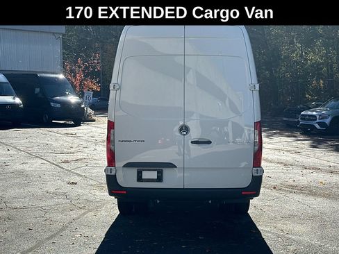 Used 2025 Mercedes-Benz Sprinter 3500 image 6