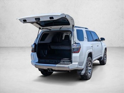 Used 2021 Toyota 4Runner TRD Off-Road Premium w/ Moonroof Package AWD/4WD image 5