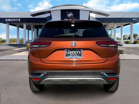 Used 2021 Buick Envision Essence w/ Technology Package I image 5