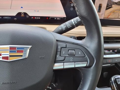 Certified 2025 Cadillac XT4 Premium Luxury FWD image 27