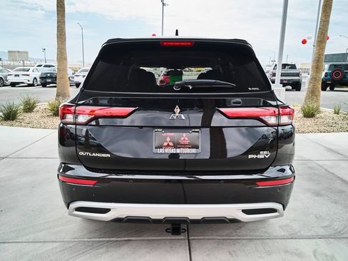 Used 2023 Mitsubishi Outlander SEL AWD/4WD image 9
