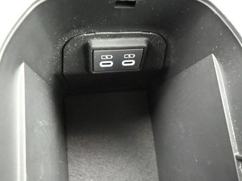 Used 2025 Toyota RAV4 XLE Premium w/ Weather Package FWD image 20