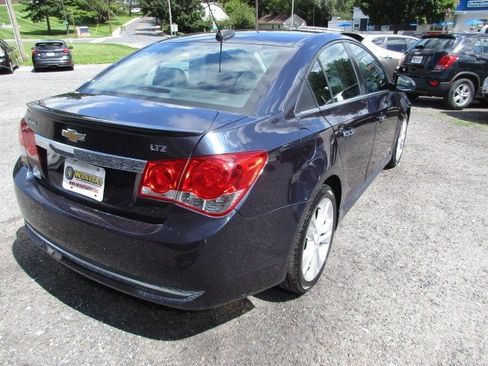 Used 2015 Chevrolet Cruze LTZ w/ Sun, Sound and Sport Package FWD image 9