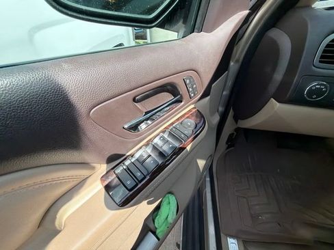 Used 2013 GMC Yukon Denali AWD/4WD image 11