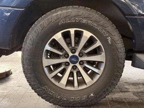 Used 2017 Ford Expedition EL XLT w/ Equipment Group 202A image 39