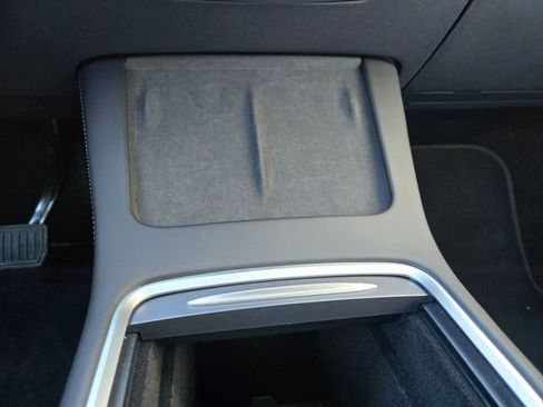 Used 2025 Tesla Model Y Long Range image 27