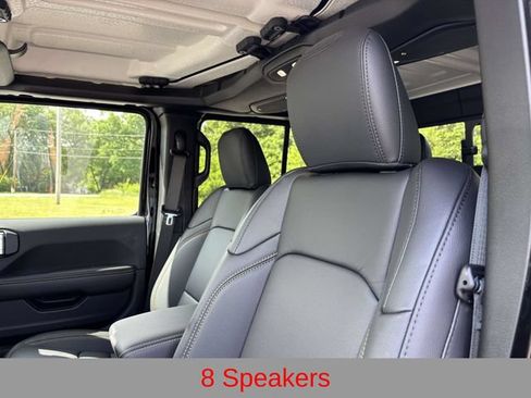 New 2026 Jeep Gladiator Sport AWD/4WD image 14
