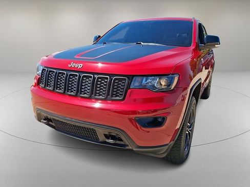 Used 2020 Jeep Grand Cherokee Trailhawk AWD/4WD image 4