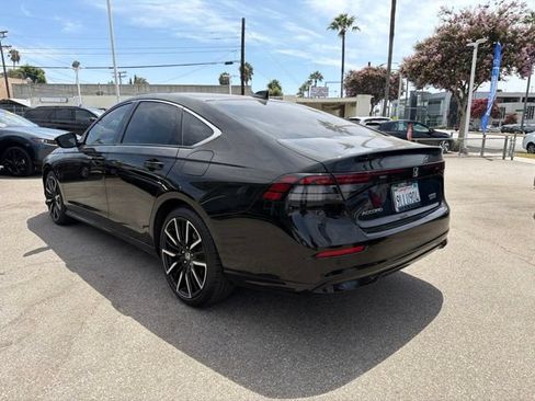 Used 2024 Honda Accord Touring image 5
