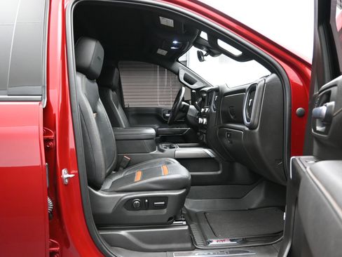 Used 2021 GMC Sierra 2500 AT4 w/ AT4 Preferred Package image 12