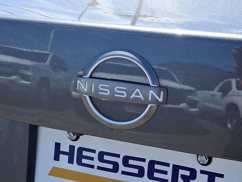 Used 2024 Nissan Sentra SV FWD image 30