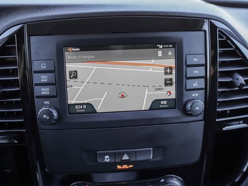 Used 2022 Mercedes-Benz Metris image 20