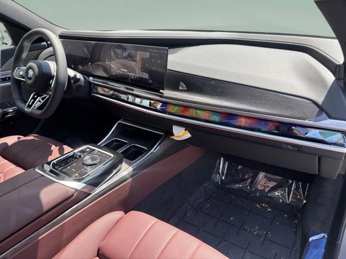 New 2026 BMW 760i xDrive w/ Executive Package AWD/4WD image 28
