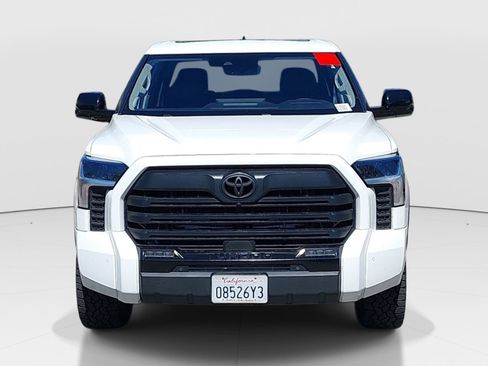 Used 2024 Toyota Tundra Limited AWD/4WD image 2