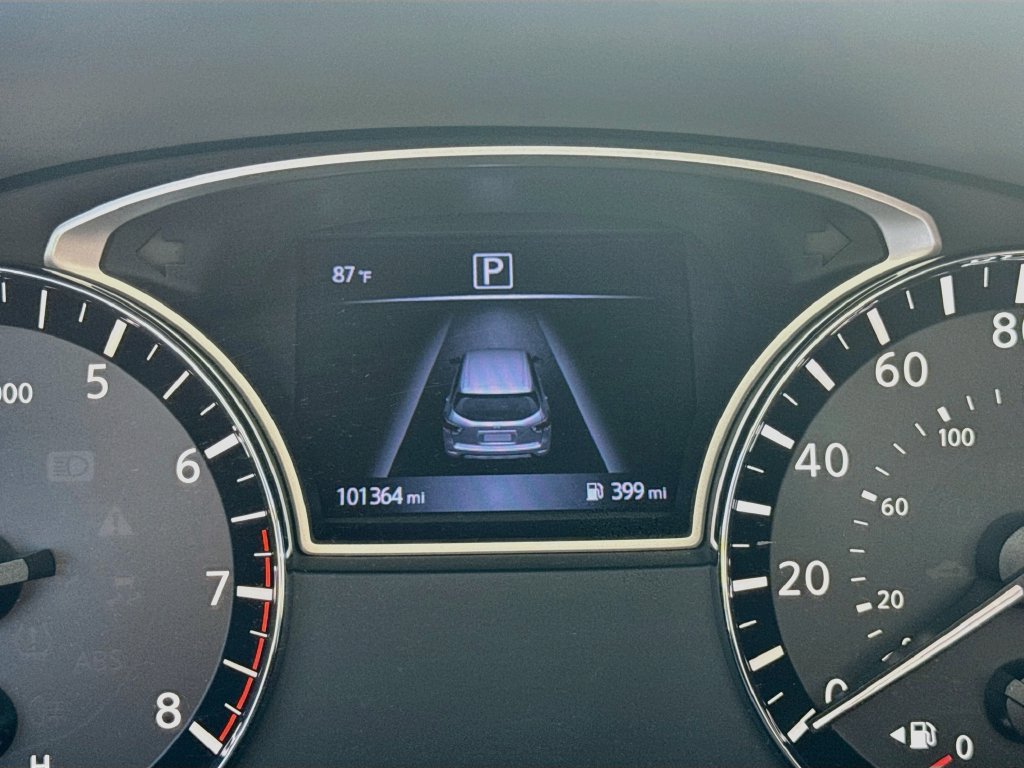 Used 2017 Nissan Pathfinder SL w/ SL Premium Package FWD image 12