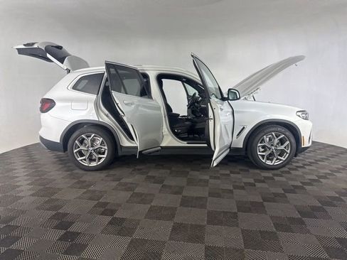 Used 2022 BMW X3 xDrive30i w/ Convenience Package image 16