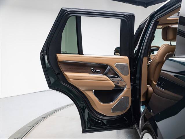 New 2026 Land Rover Range Rover Autobiography AWD/4WD image 26