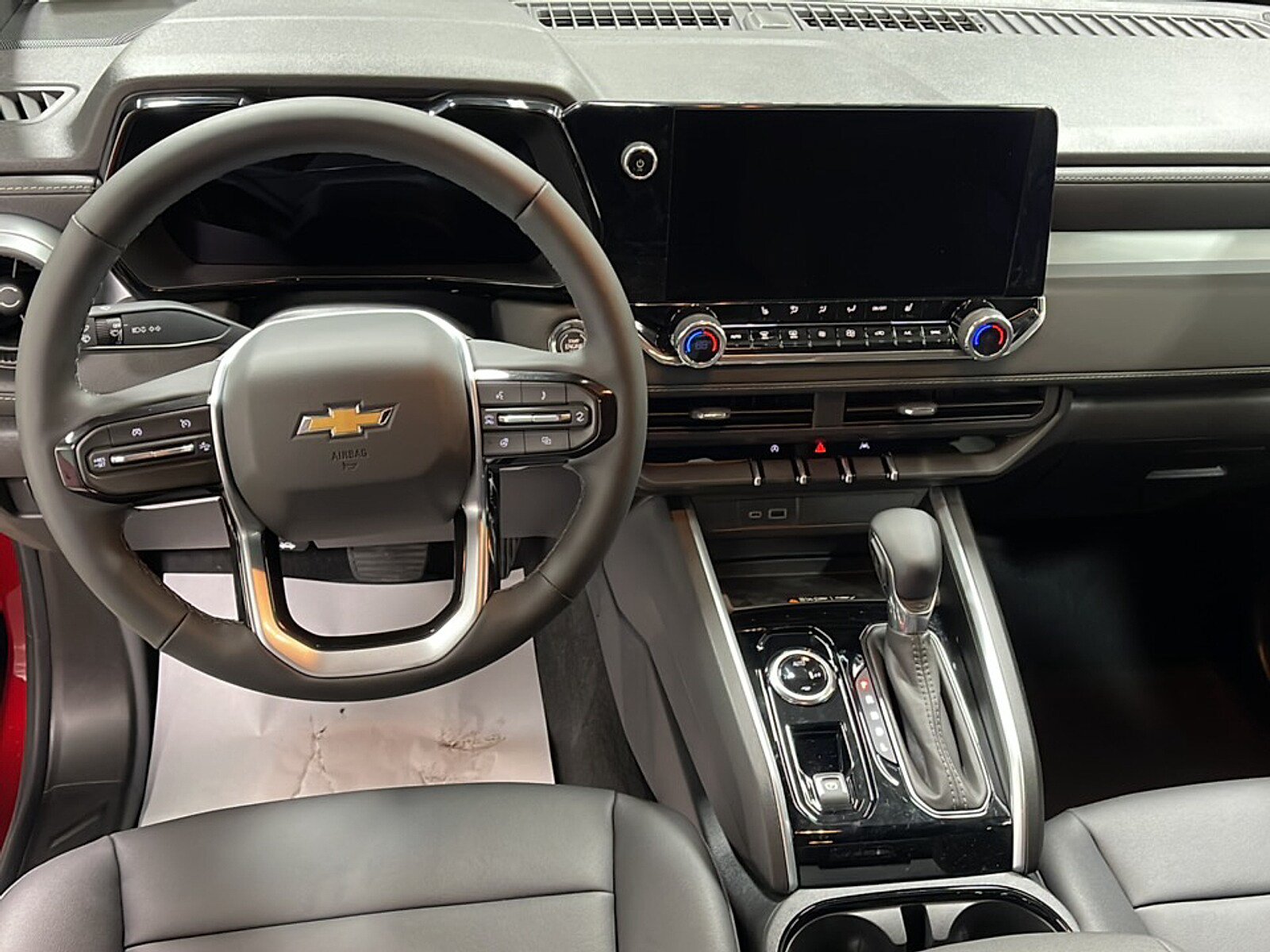 New 2026 Chevrolet Colorado LT w/ LT Convenience Package AWD/4WD image 3
